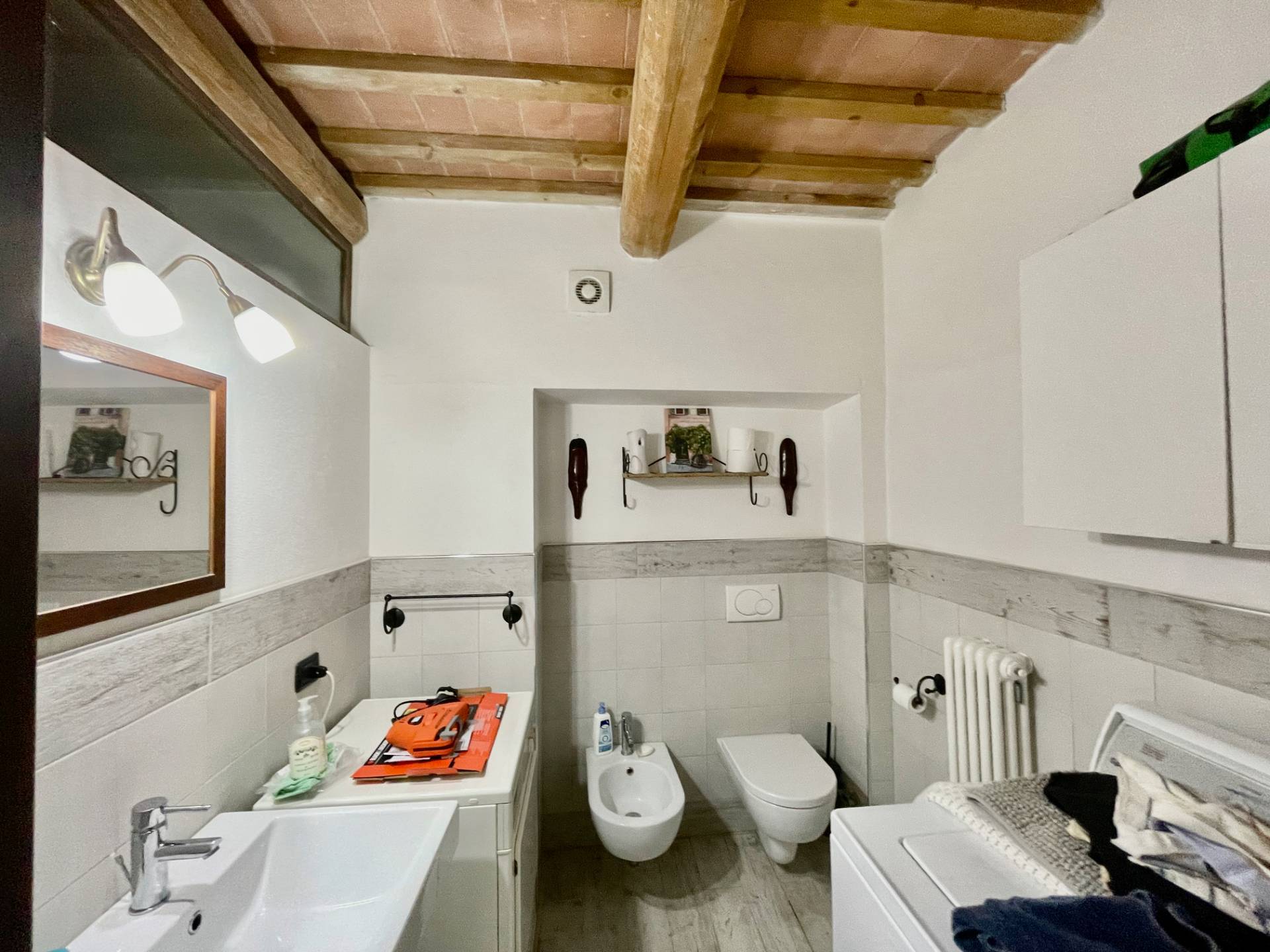 Casale a Falerone (Fermo)