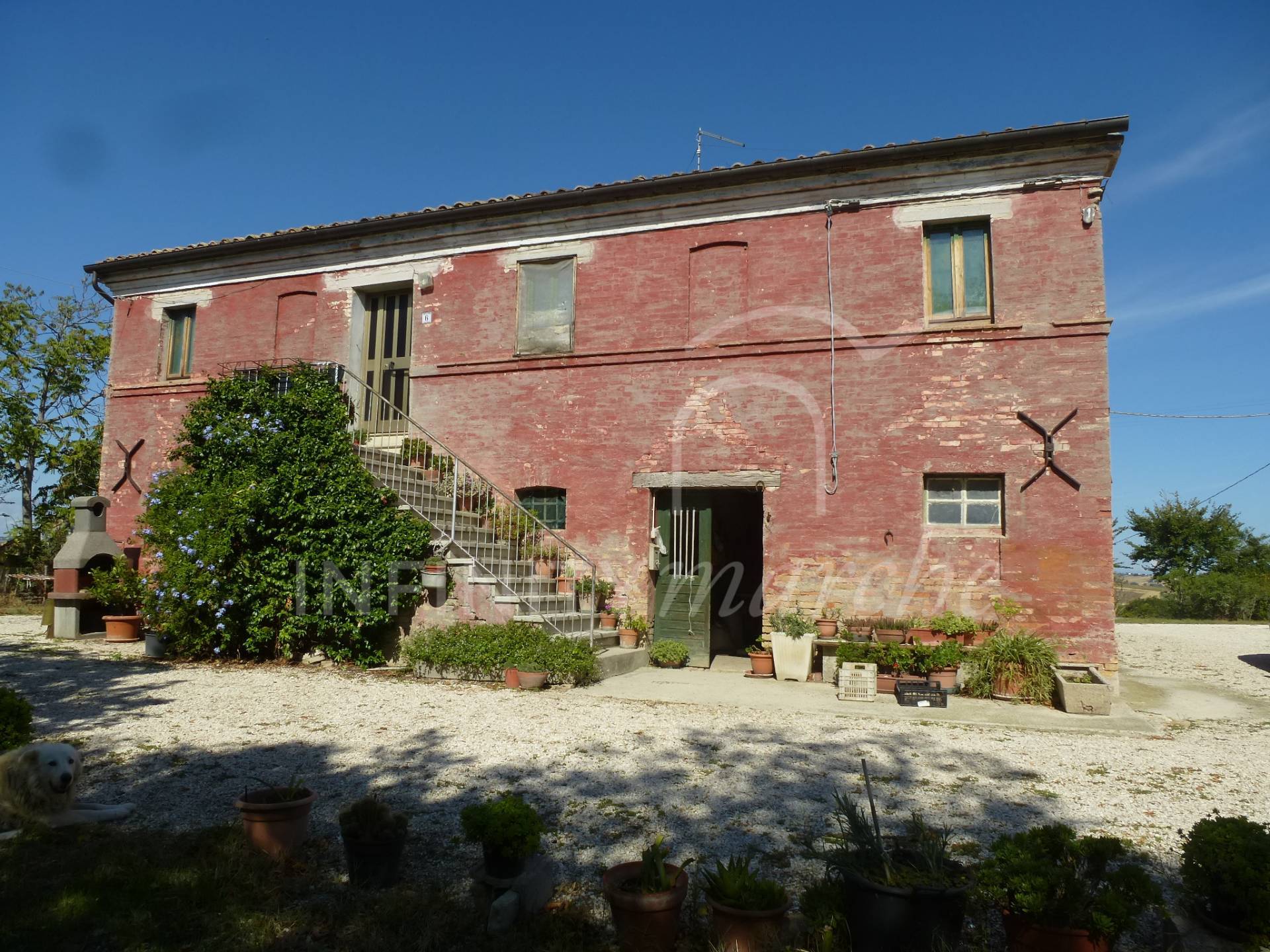 Country House in Montelupone (Macerata)