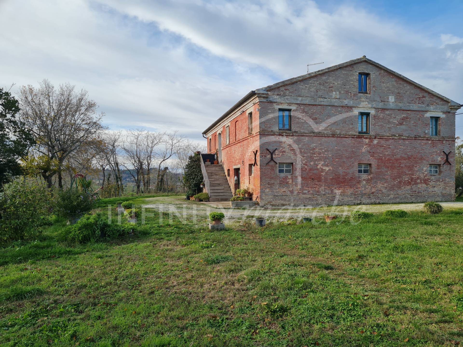 Country House in Montelupone (Macerata)