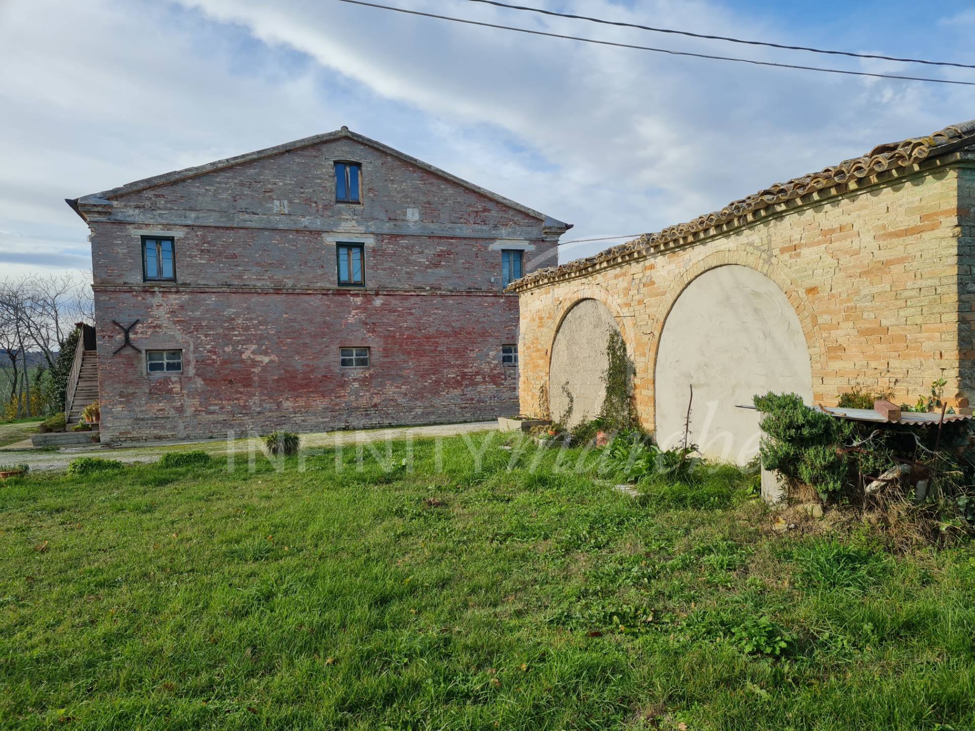 Country House in Montelupone (Macerata)