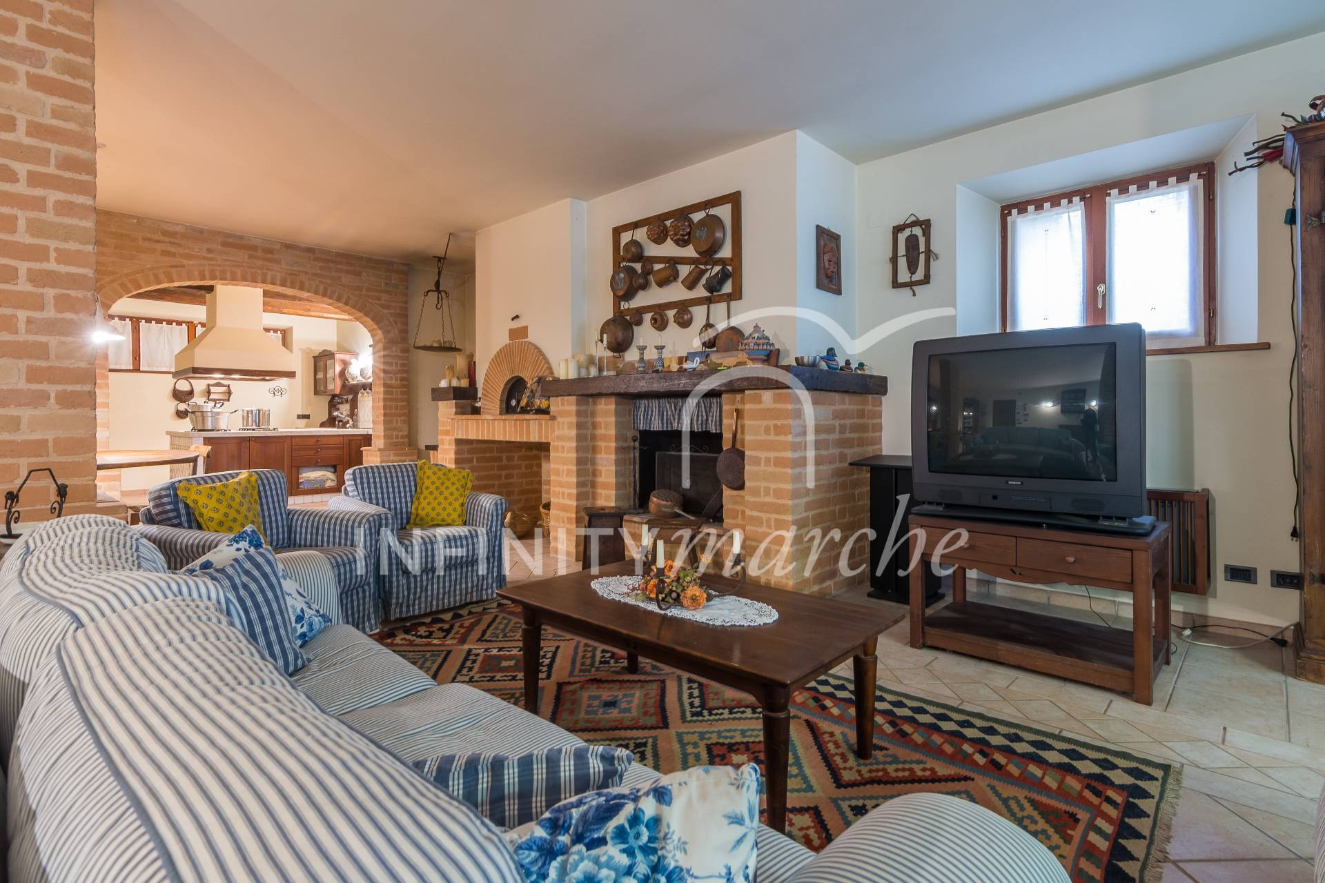 House in Morrovalle (Macerata)