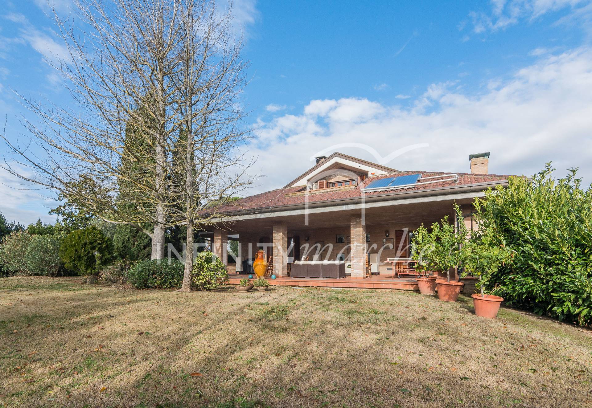 House in Morrovalle (Macerata)