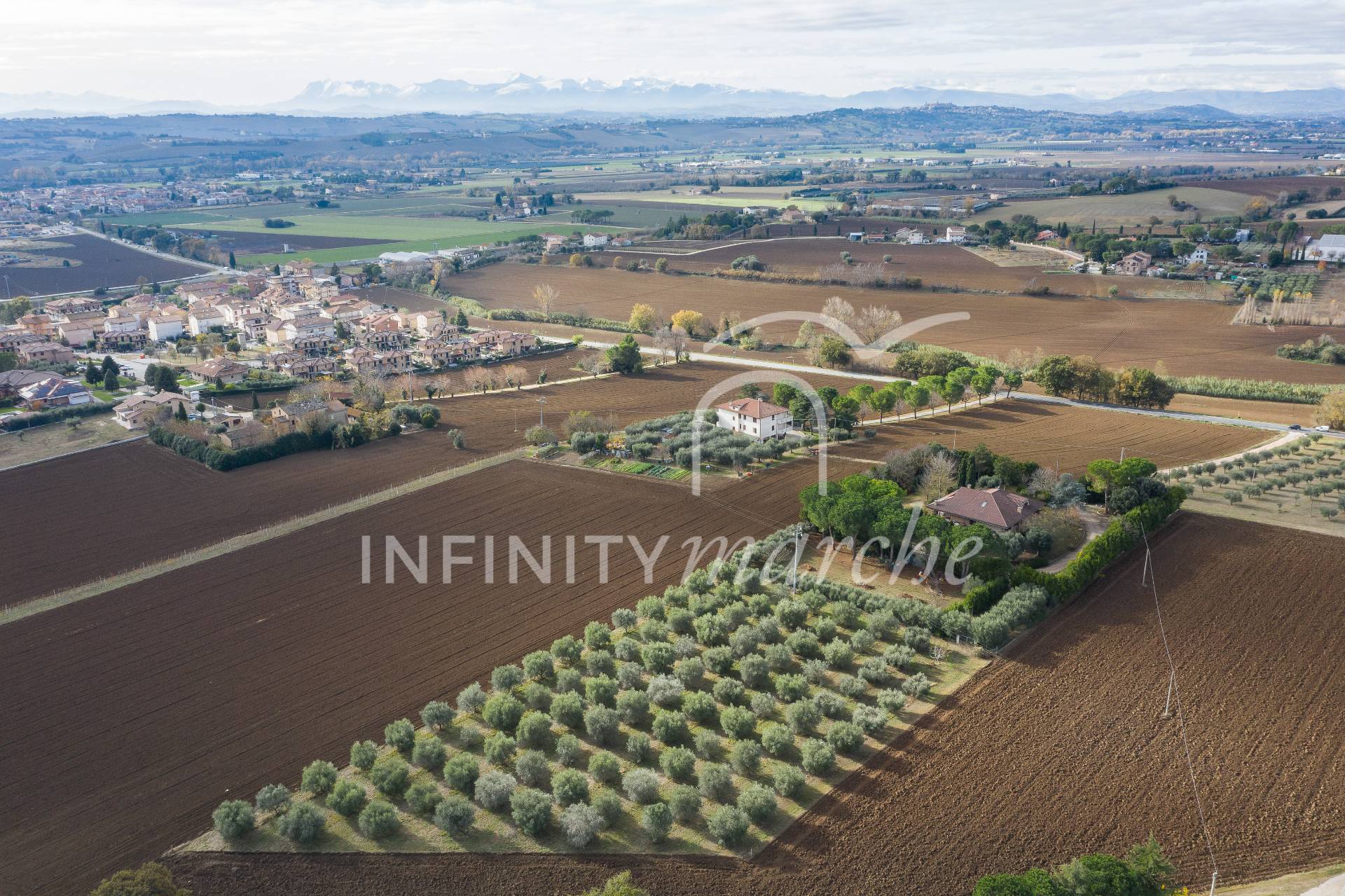 House in Morrovalle (Macerata)