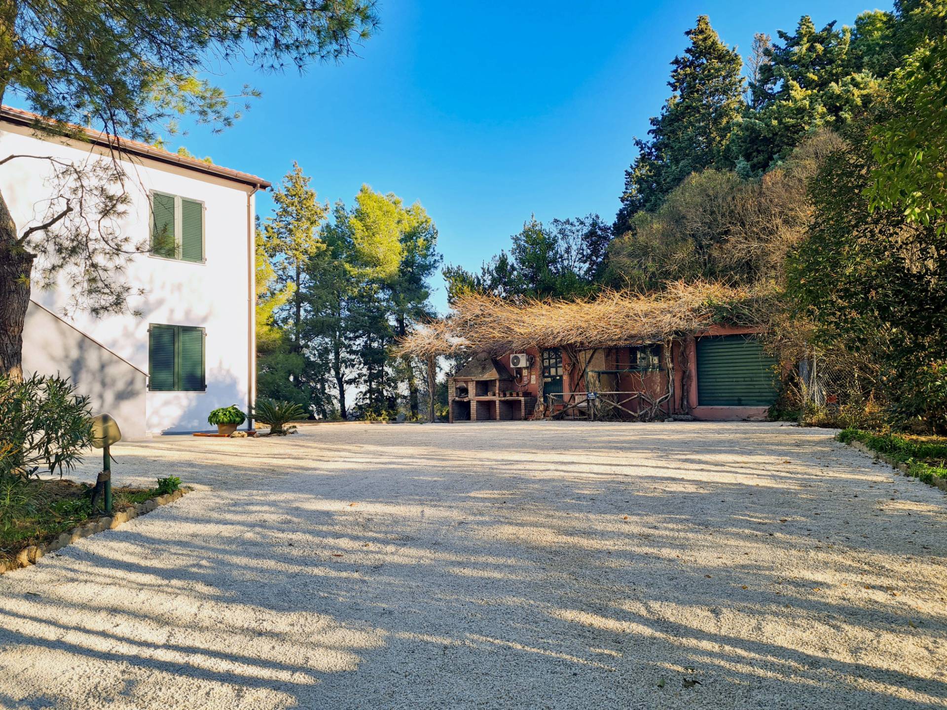 Country House in Potenza Picena (Macerata)