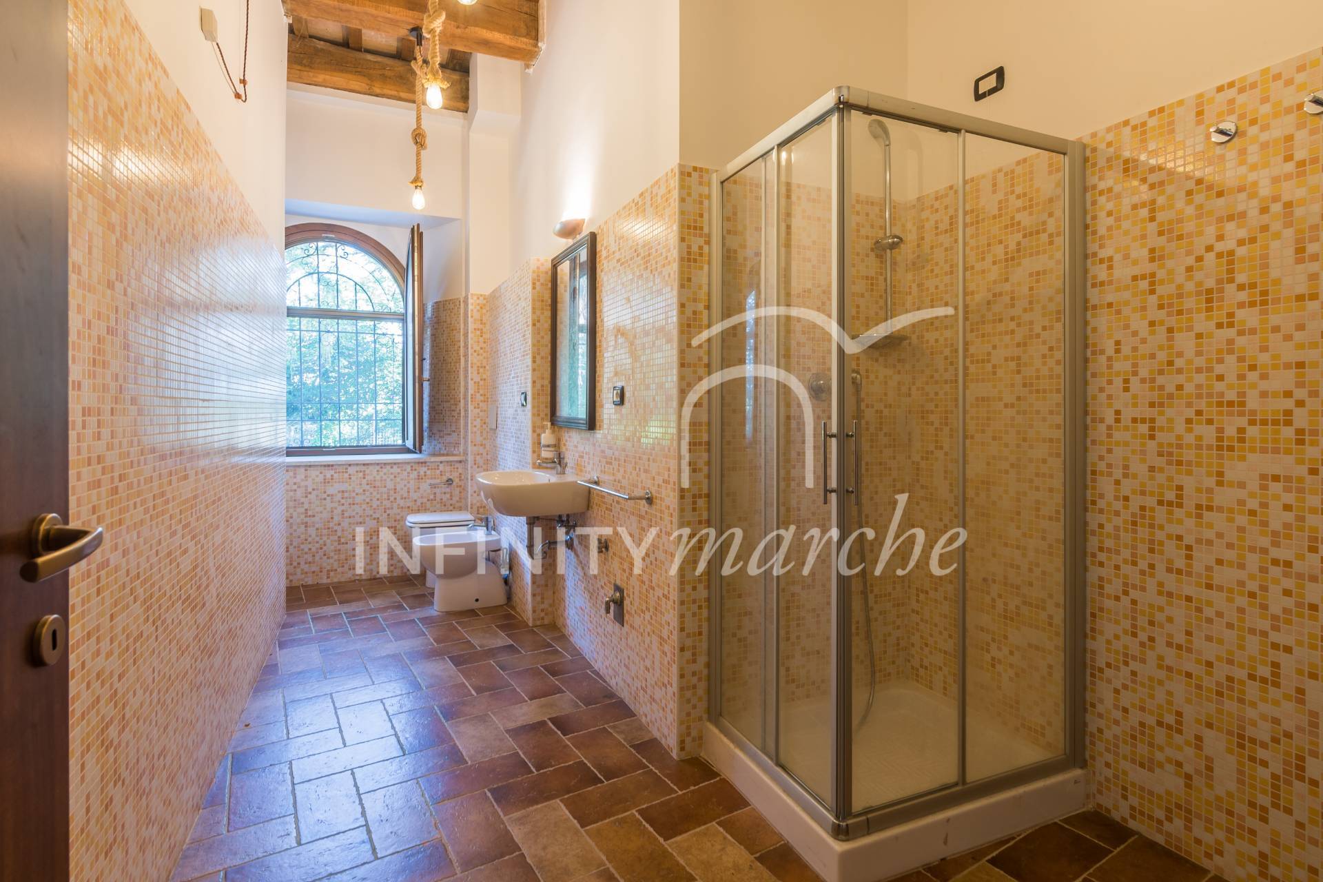Villa a Tolentino (Macerata)
