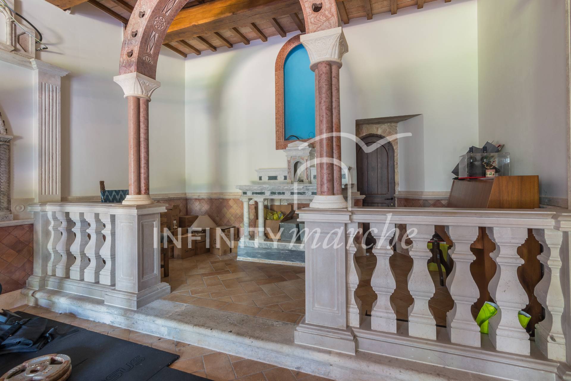 Villa a Tolentino (Macerata)
