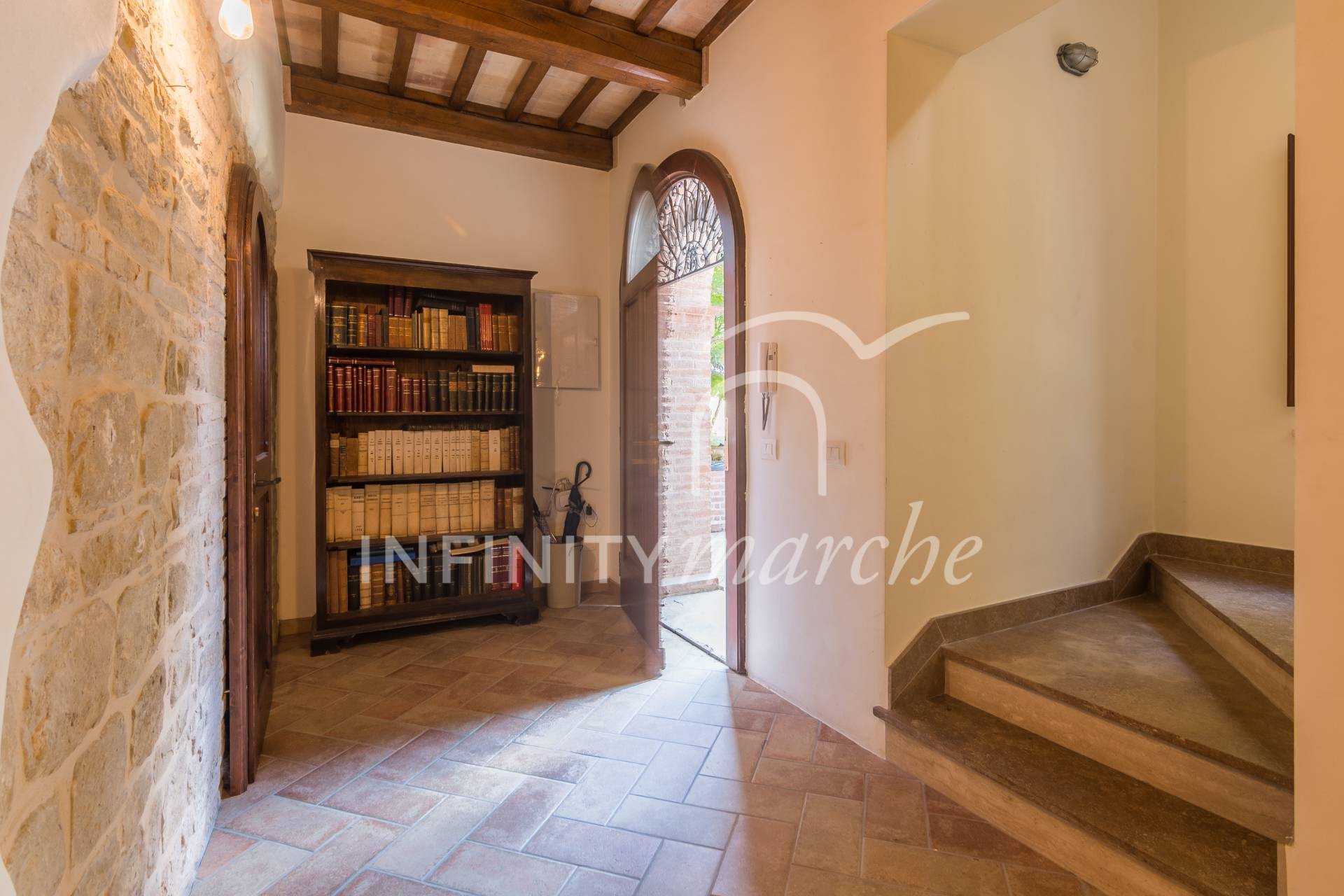 Villa a Tolentino (Macerata)
