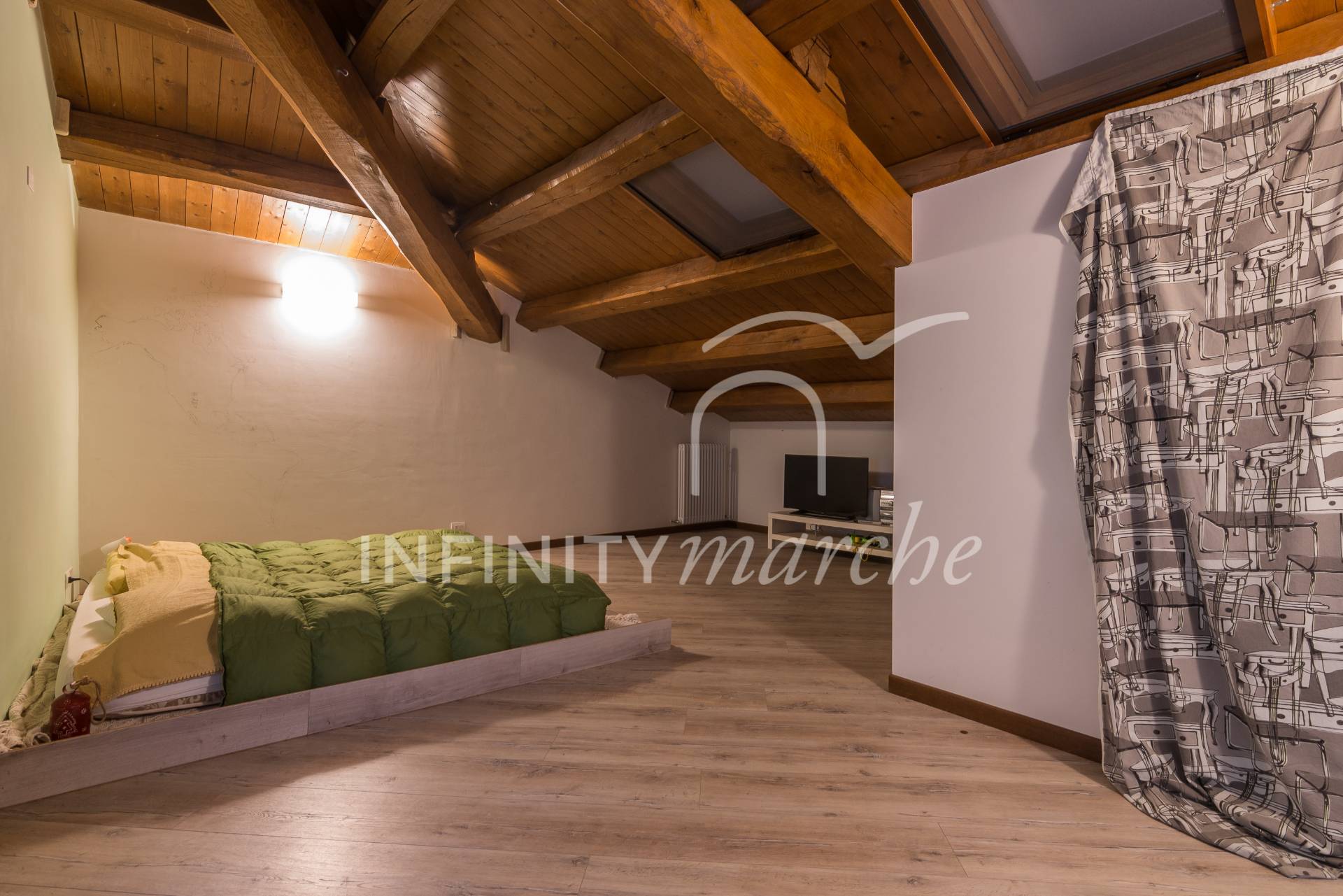 Villa a Tolentino (Macerata)