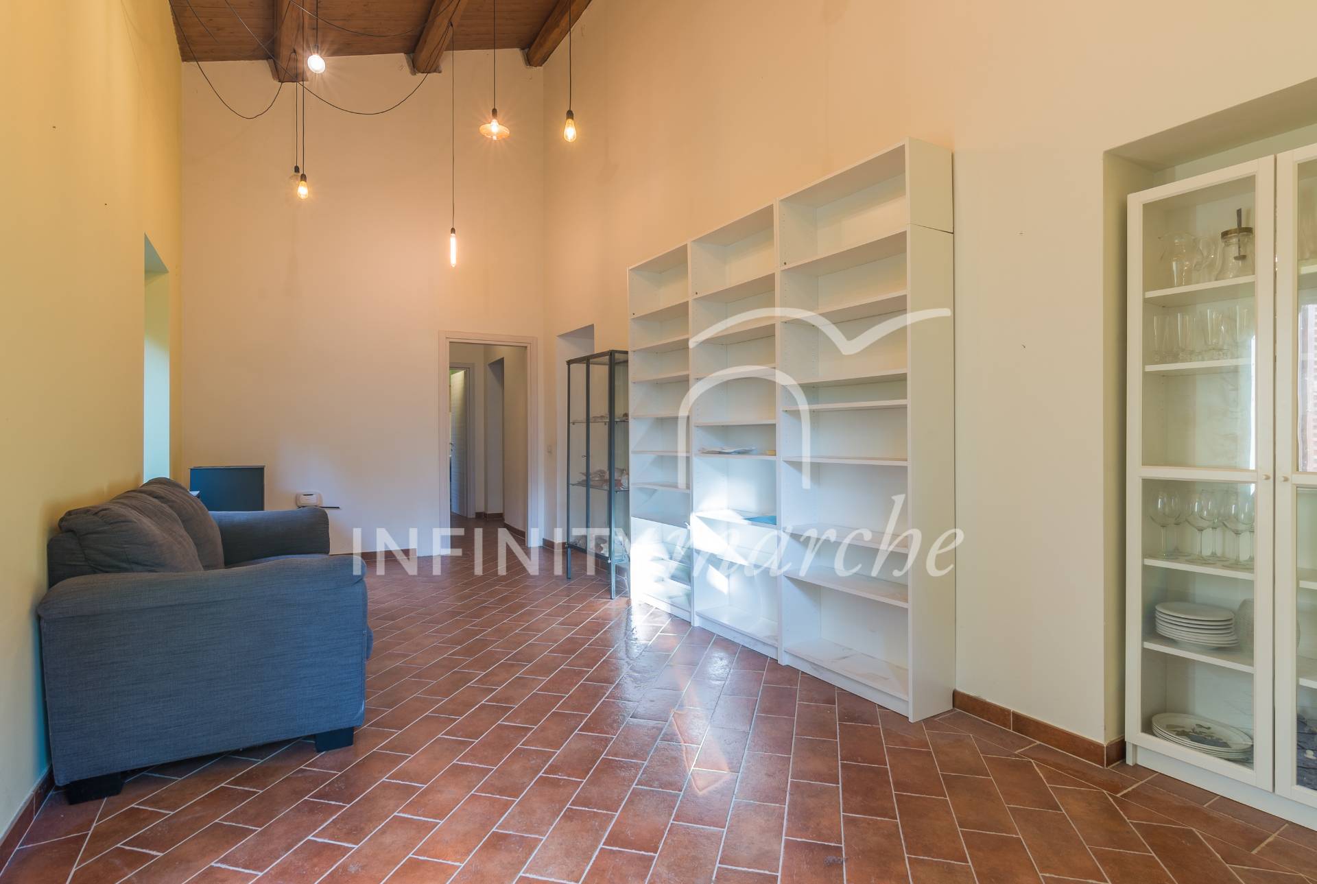 Villa a Tolentino (Macerata)