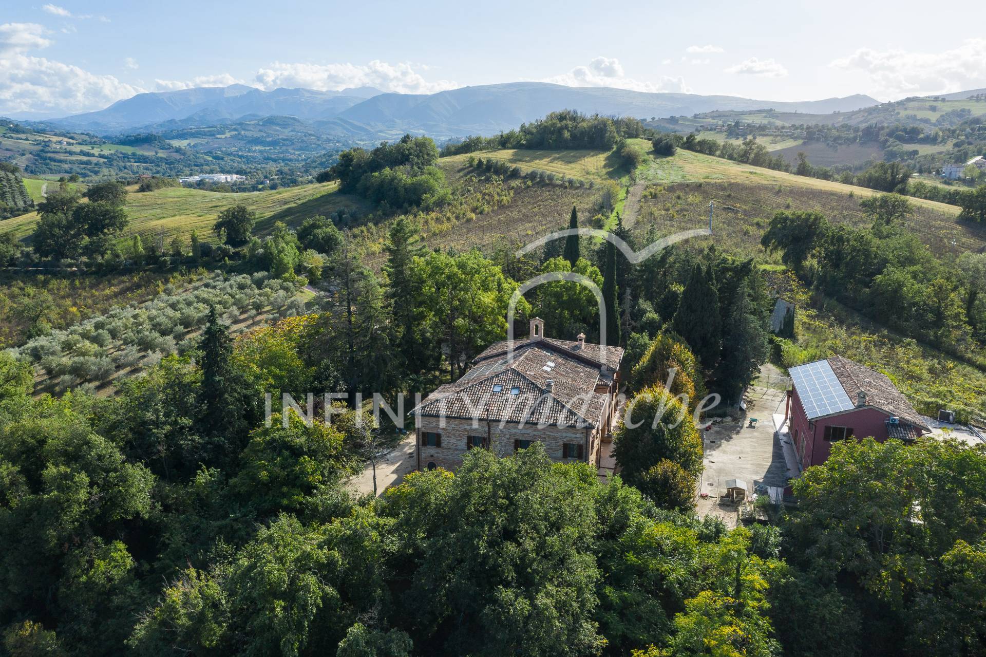 Villa a Tolentino (Macerata)