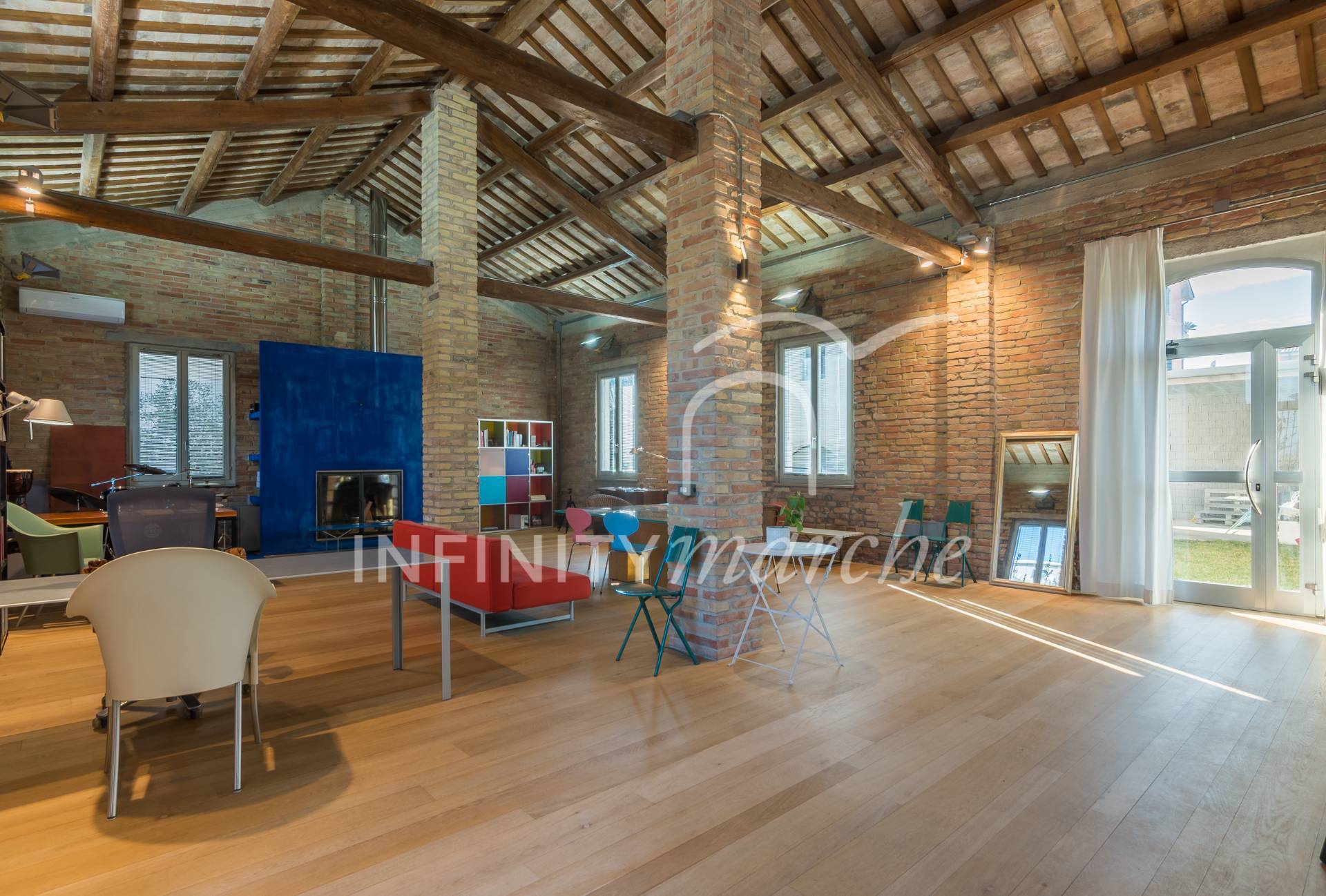 Villa a Civitanova Marche (Macerata)