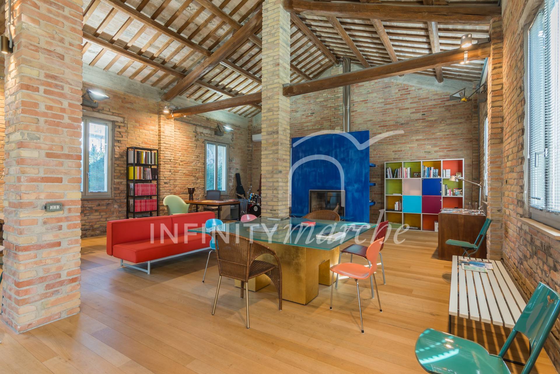 Villa a Civitanova Marche (Macerata)