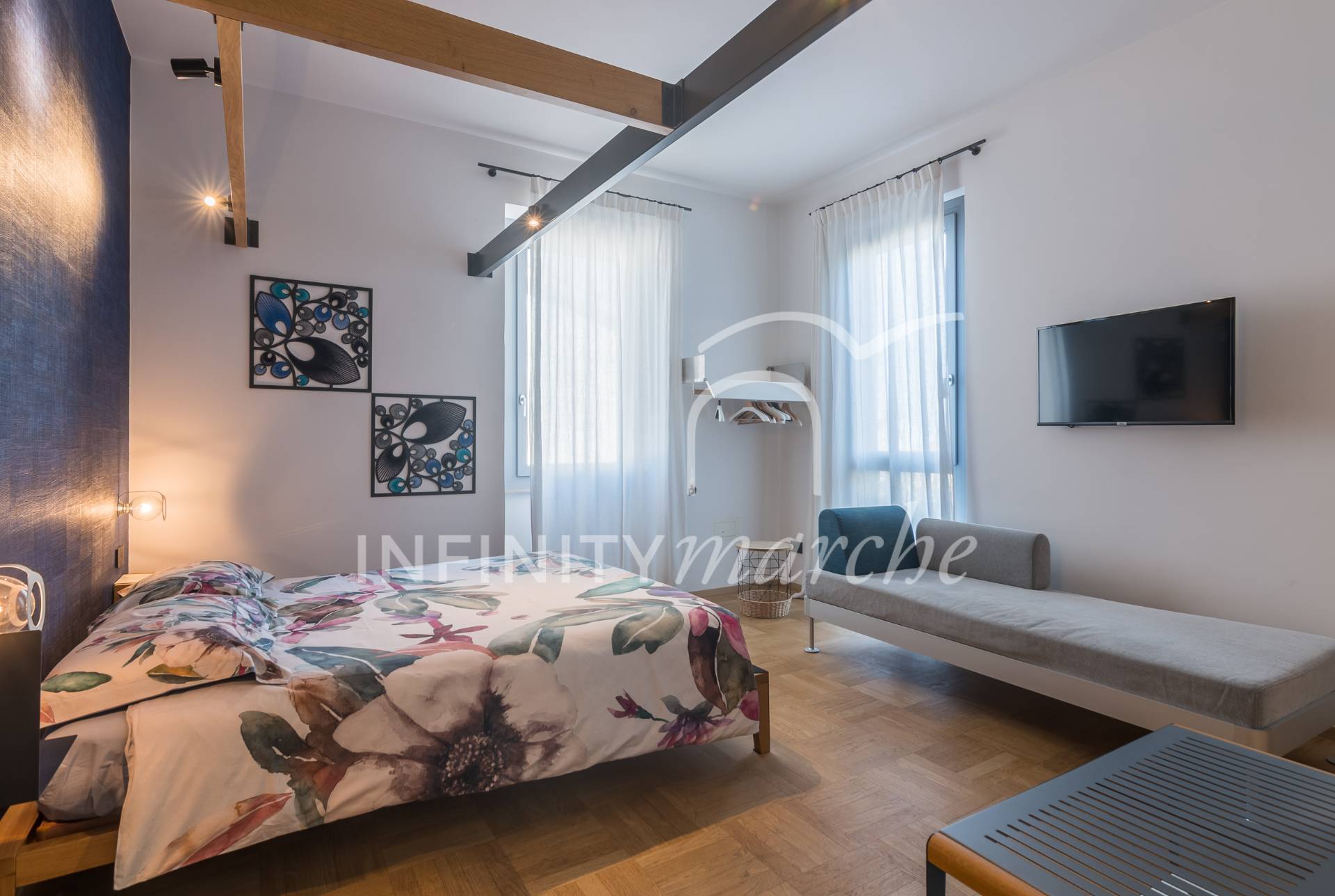 Villa a Civitanova Marche (Macerata)