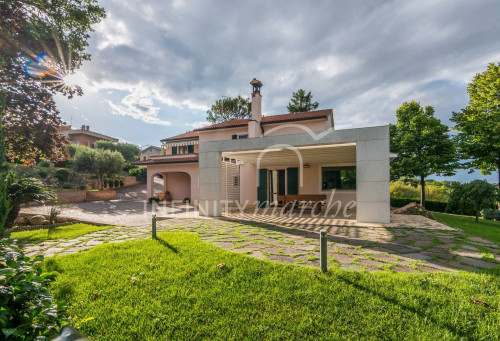 Villa Recanati (Macerata)