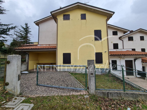 Casa Semindipendente Sarnano (Macerata)