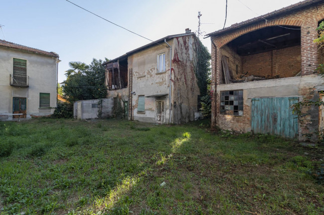 Terreno edificabile in vendita a Marnate (VA)