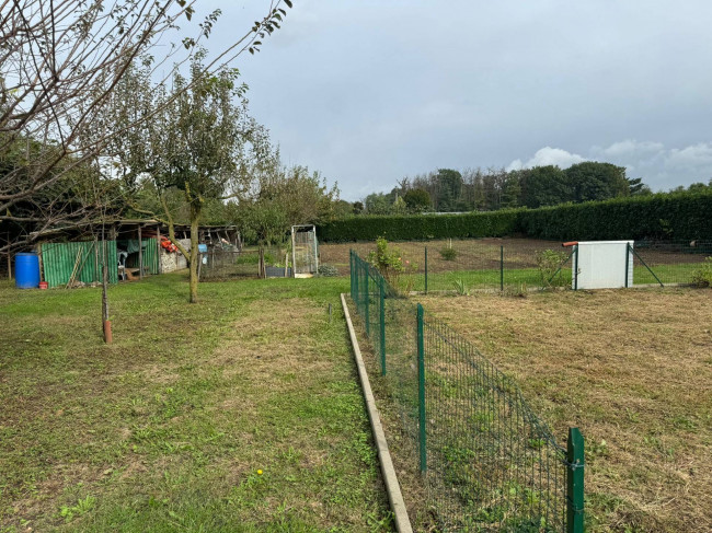 Terreno agricolo in vendita a Olgiate Olona (VA)