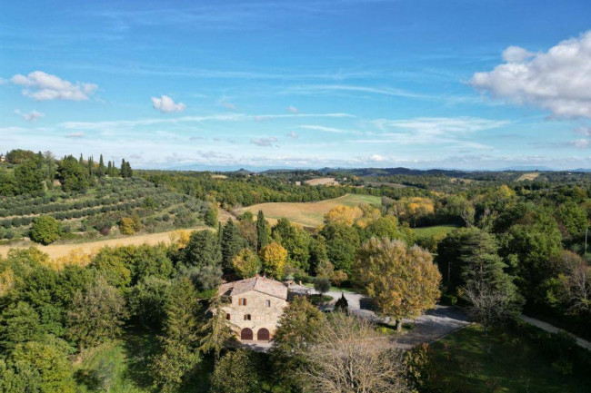 Rustico in vendita a Cetona (SI)