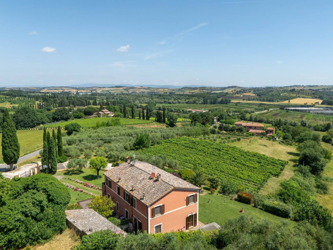 Rustico in vendita a Chiusi (SI)