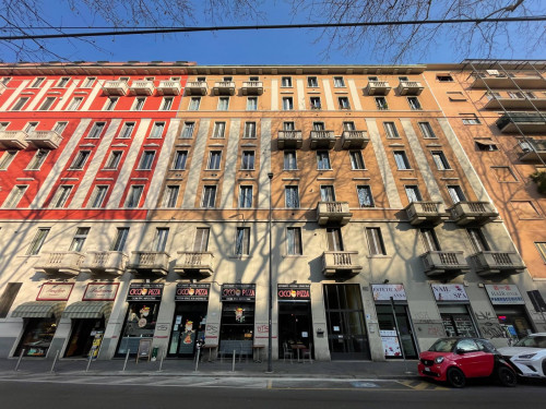 5 Locali in Vendita a Milano