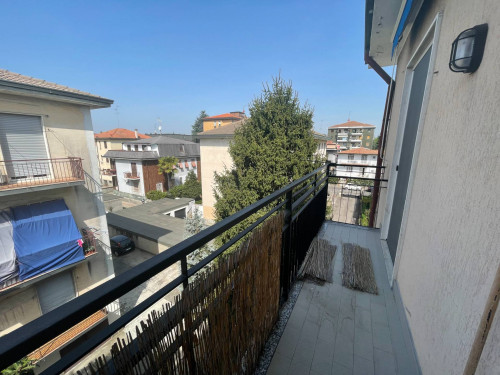 2 Locali in affitto a Segrate