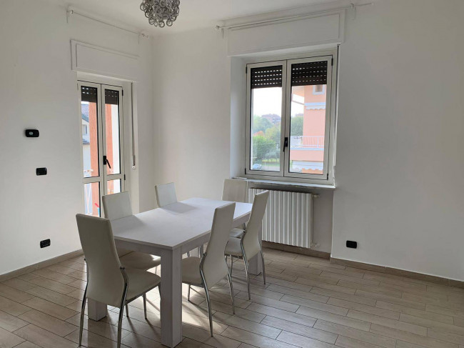 2 Locali in affitto a Segrate