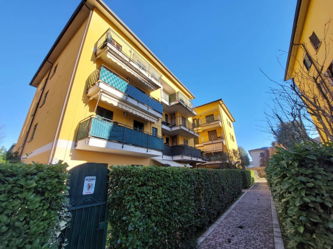 3 Locali in affitto a Monza