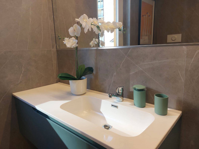 3 Locali in affitto a Monza