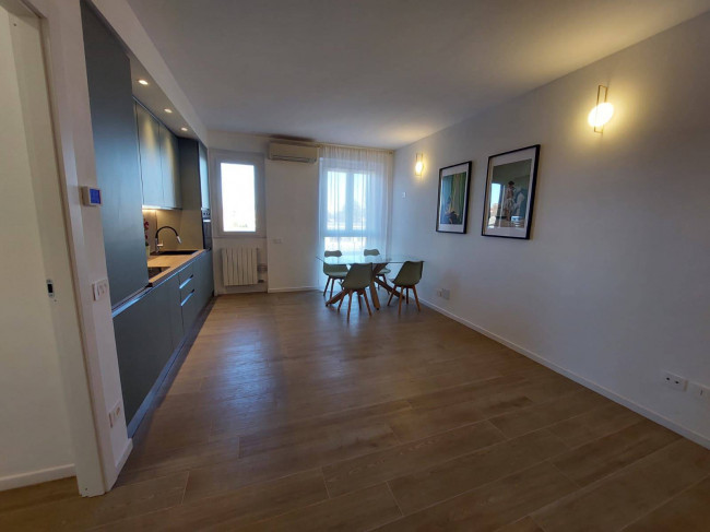 3 Locali in affitto a Monza