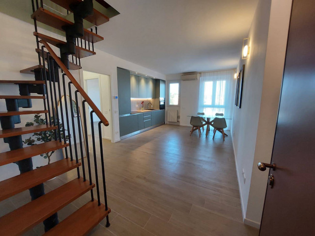 3 Locali in affitto a Monza