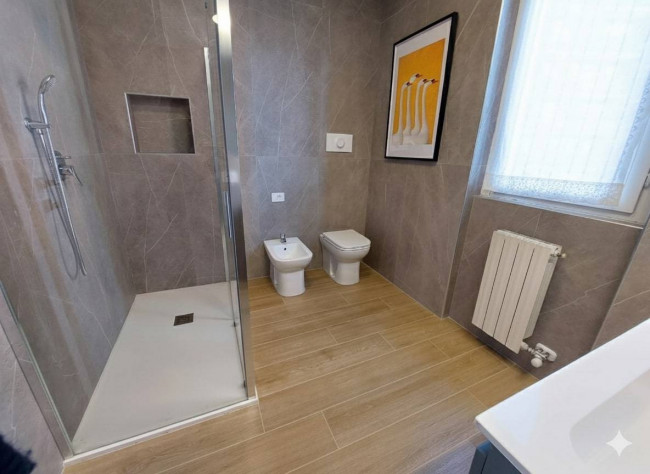 3 Locali in affitto a Monza