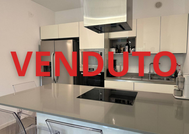 2 Locali in vendita a Segrate