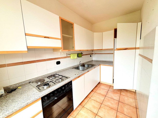 3 Locali in affitto a Segrate