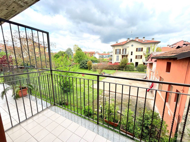 3 Locali in affitto a Segrate