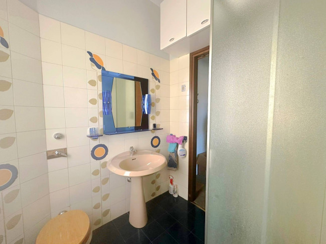 3 Locali in vendita a Segrate