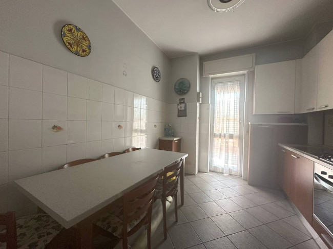 3 Locali in vendita a Segrate