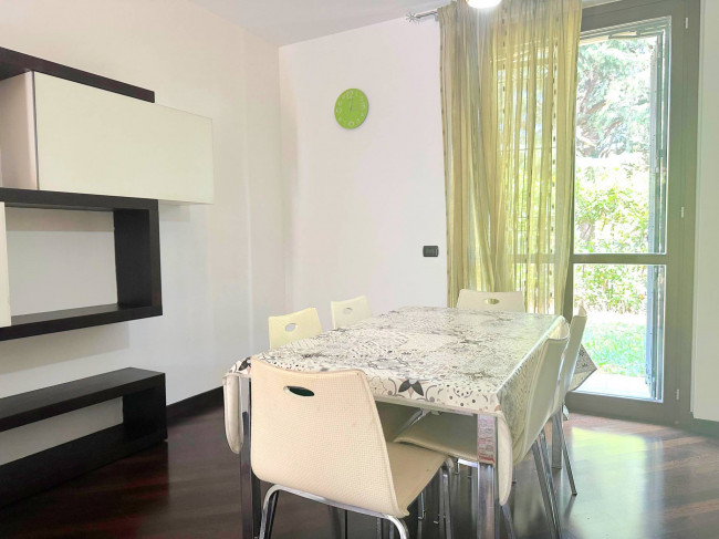 2 Locali in affitto a Segrate