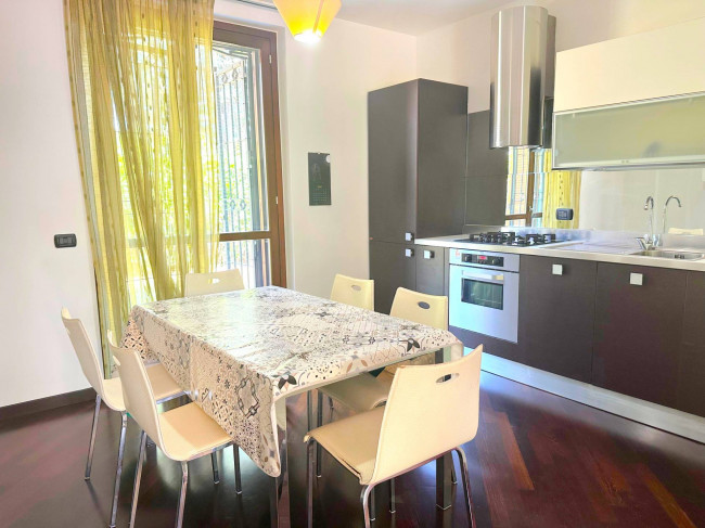 2 Locali in affitto a Segrate