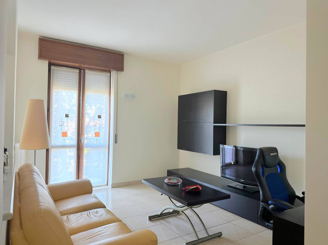 2 Locali in affitto a Segrate