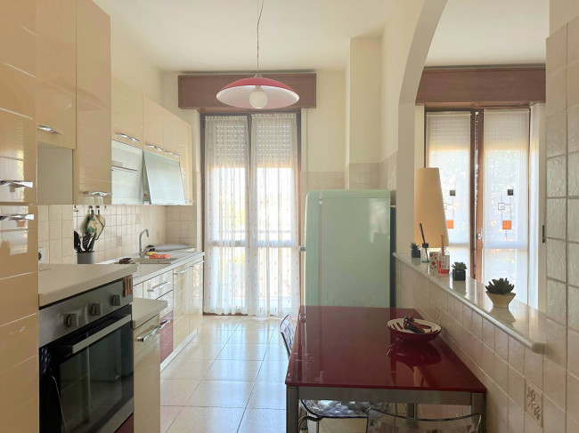 2 Locali in affitto a Segrate