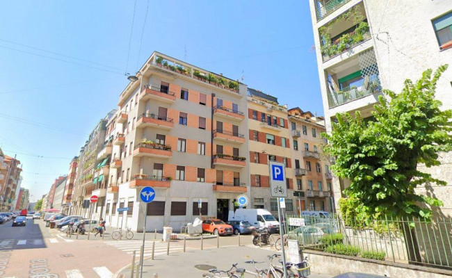 2 Locali in affitto a Milano