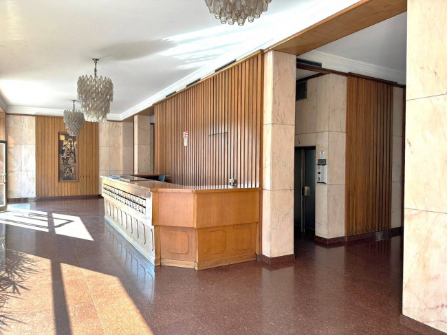 5 Locali in vendita a Milano