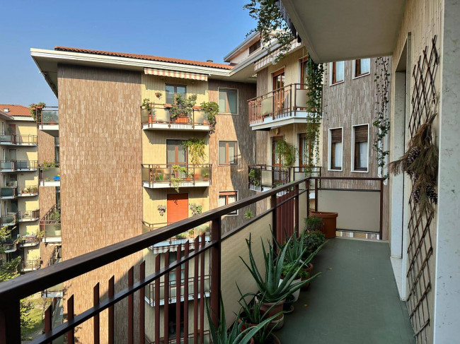 5 Locali in vendita a Milano