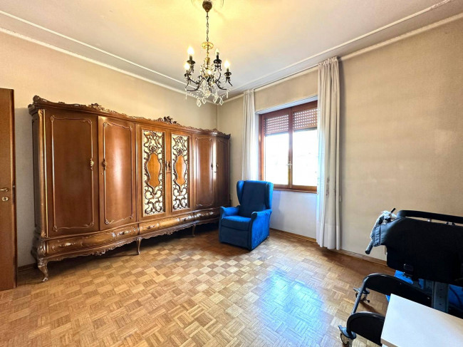 5 Locali in vendita a Milano