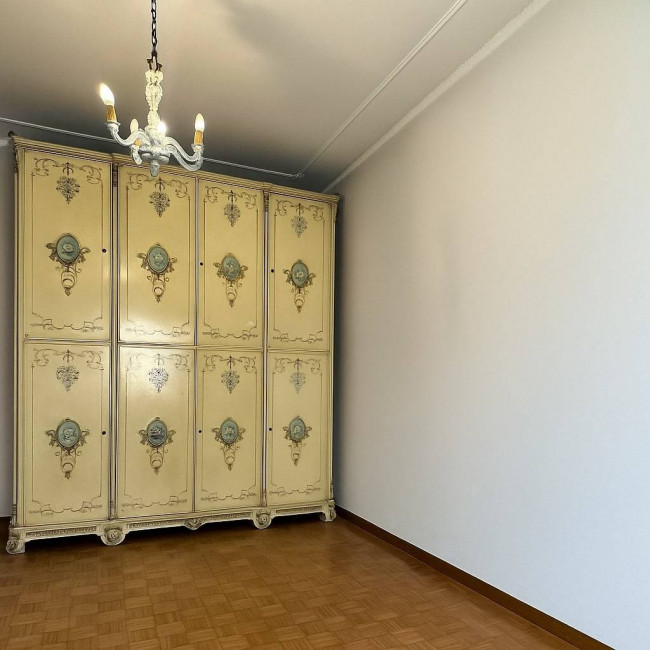 5 Locali in vendita a Milano