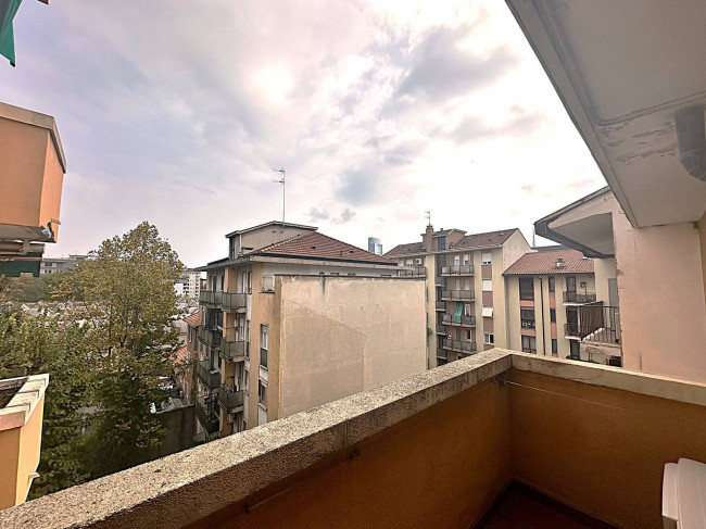 4 Locali in vendita a Milano