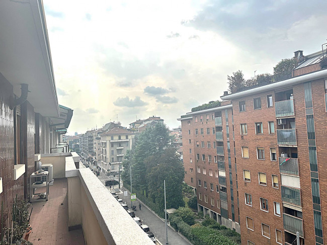 4 Locali in vendita a Milano