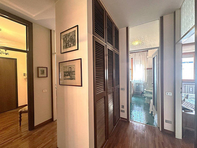 4 Locali in vendita a Milano