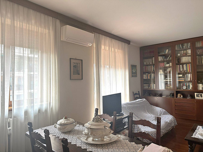 4 Locali in vendita a Milano