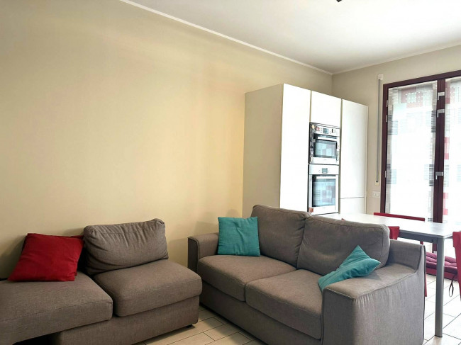 2 Locali in affitto a Segrate